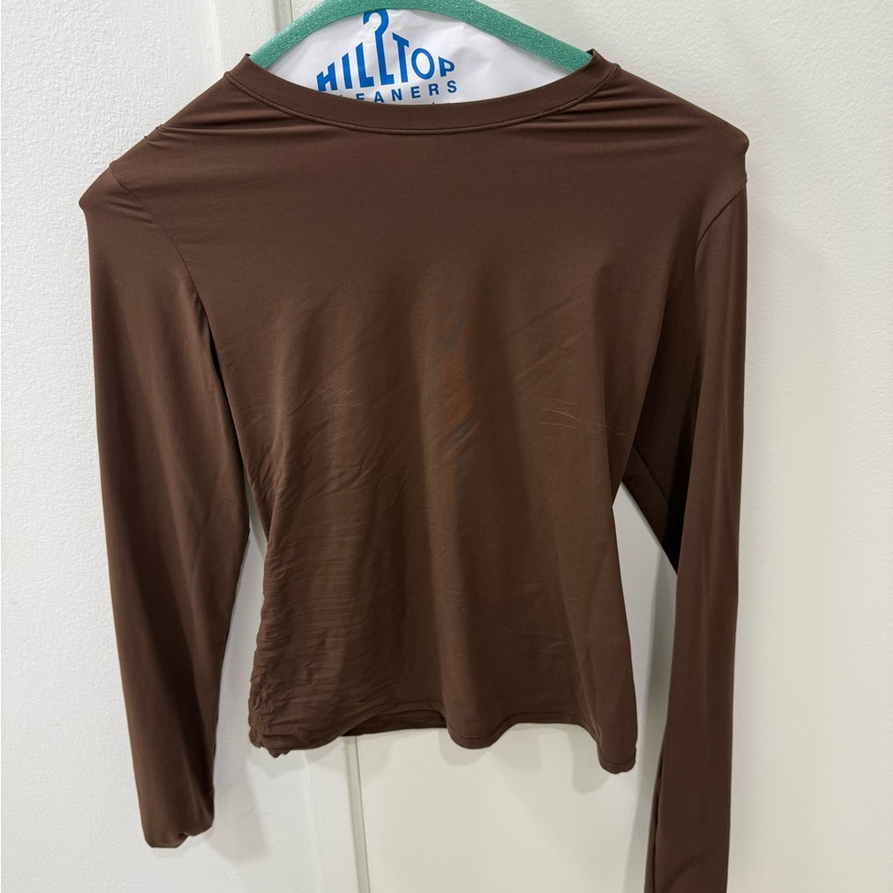 SKIMS Chocolate Long Sleeve Tee